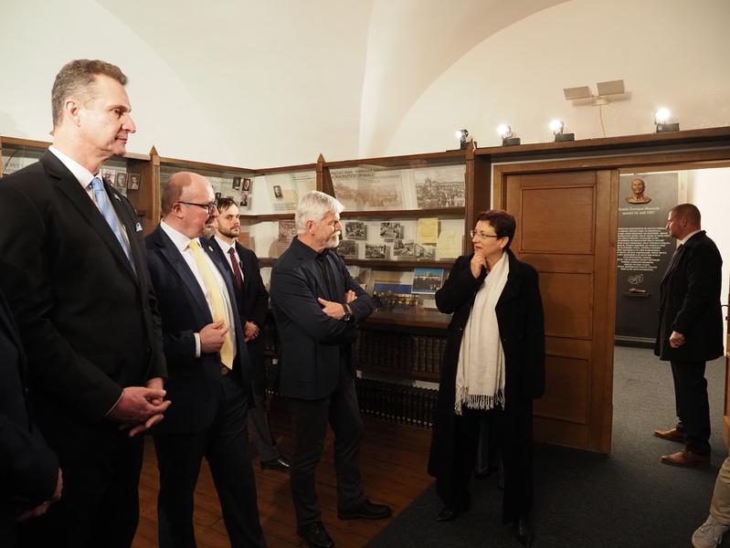 P2260078.JPG, 799x600, 50.15 KB