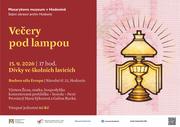 Večery pod lampu - Dívky ve školních lavicích.jpg