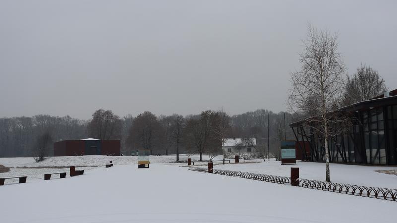 Pohled od návštěvnického centra, 800x449, 30.98 KB