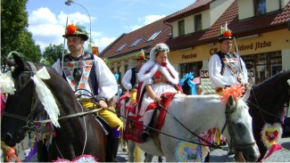 Jízda králů 14. 8. 2011, Slovácký rok Kyjov, 325x183, 28.40 KB