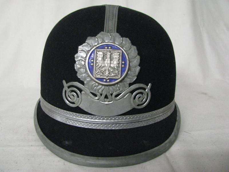 Četnická helma z 1. republiky, 800x600, 54.10 KB